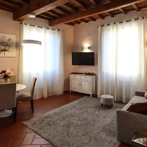 Santo Spirito - Elegante In Pieno Centro Apartamento Florencia
